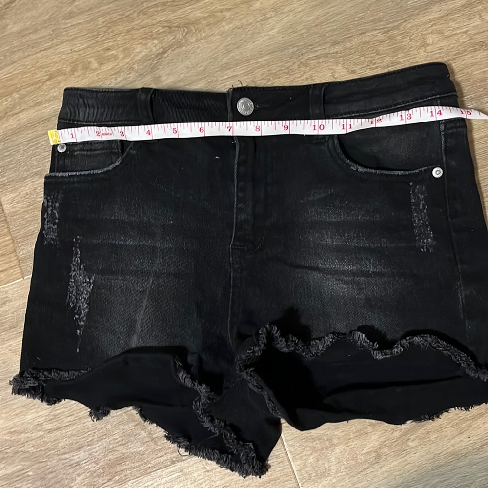 🟡🟡Ardene denim shorts
